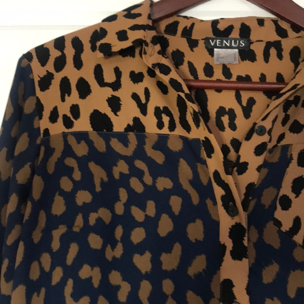 Navy leopard button down - Picture 2 of 4
